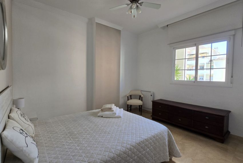 R5066989-Apartment-For-Sale-Aloha-Middle-Floor-3-Beds-139-Built-5