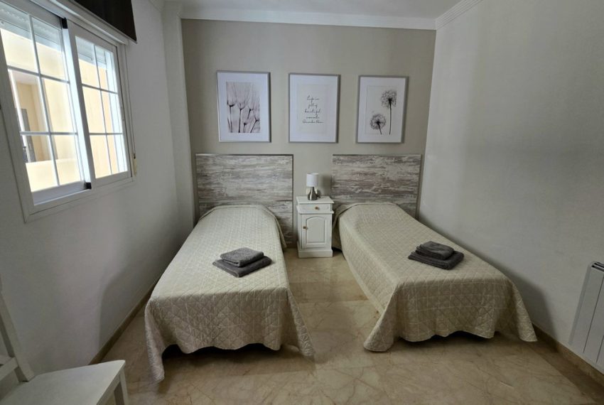 R5066989-Apartment-For-Sale-Aloha-Middle-Floor-3-Beds-139-Built-7