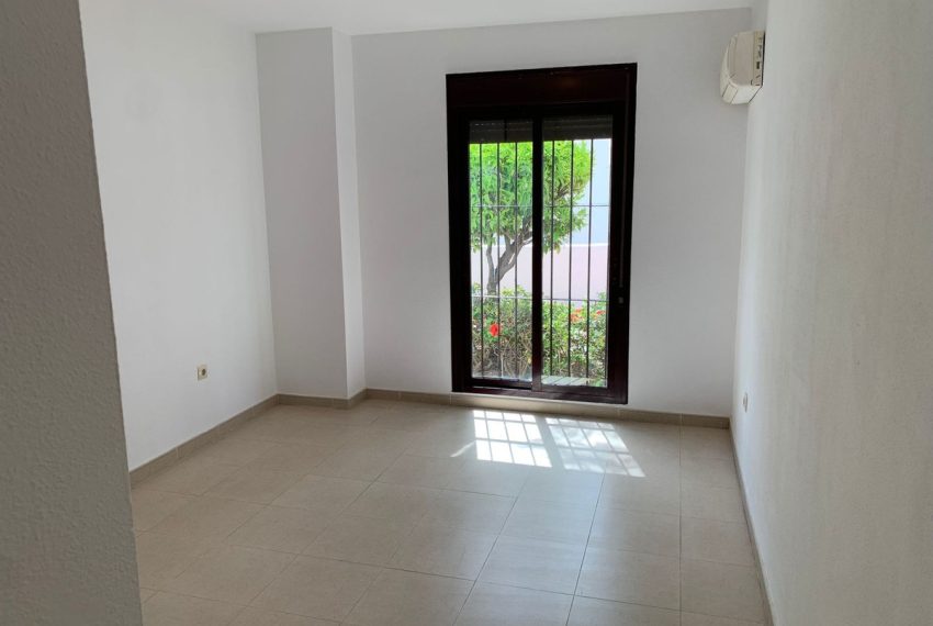 R5067085-Apartment-For-Sale-Nueva-Andalucia-Ground-Floor-2-Beds-112-Built-5