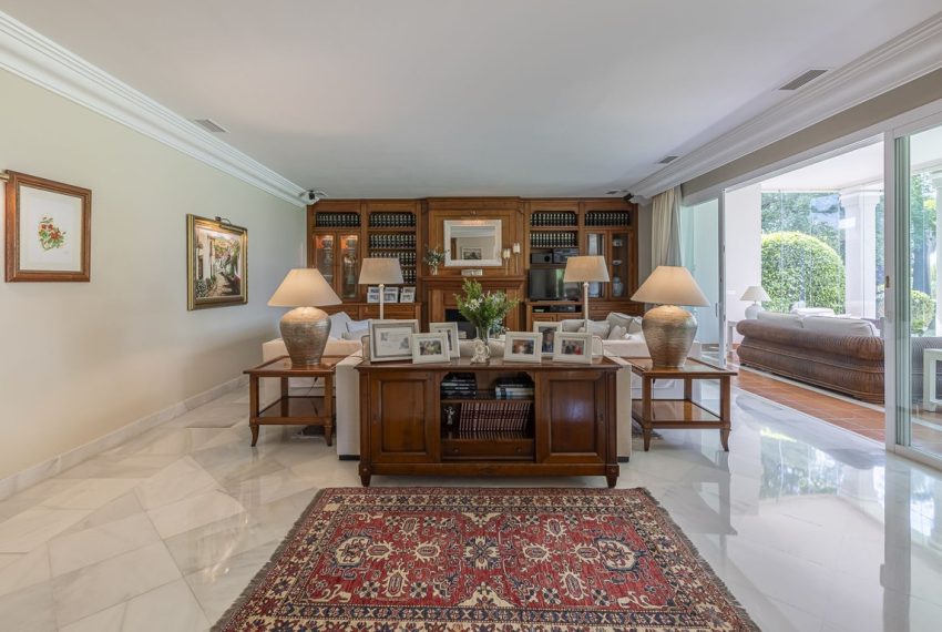 R5067145-Villa-For-Sale-Guadalmina-Alta-Detached-4-Beds-721-Built-14