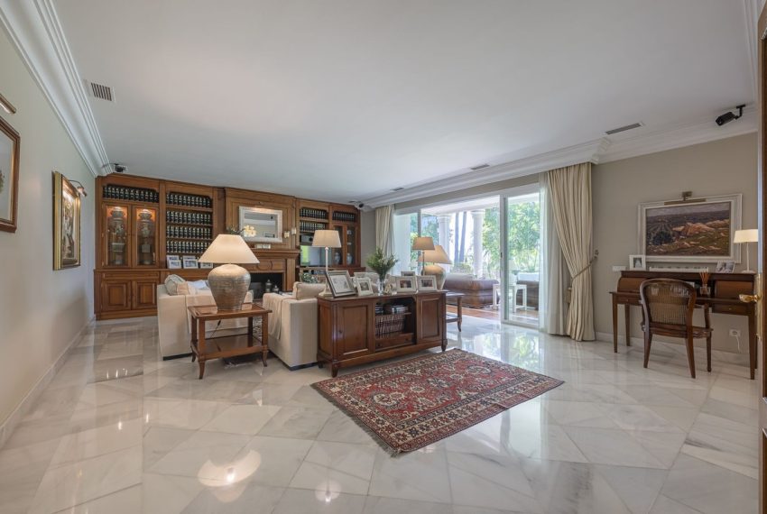 R5067145-Villa-For-Sale-Guadalmina-Alta-Detached-4-Beds-721-Built-19