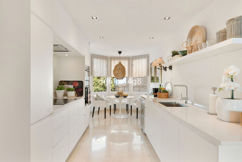 R5067226-Apartment-For-Sale-Nueva-Andalucia-Middle-Floor-3-Beds-300-Built-10