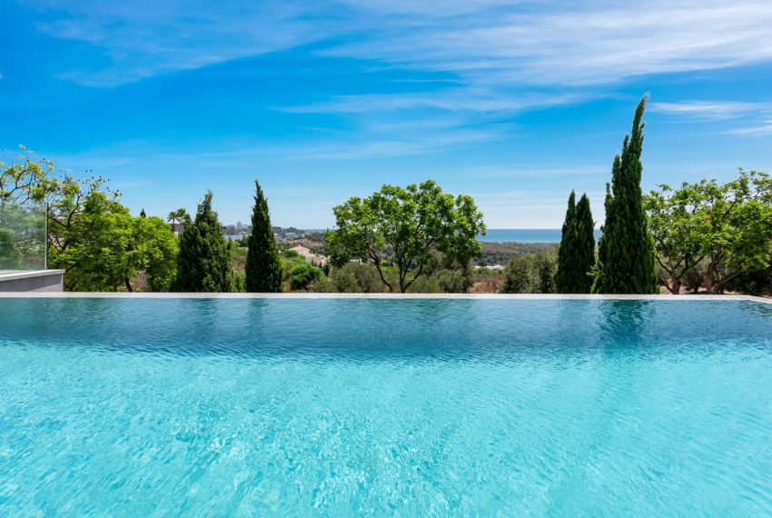 R5067511-Villa-For-Sale-Benahavis-Detached-5-Beds-930-Built-1