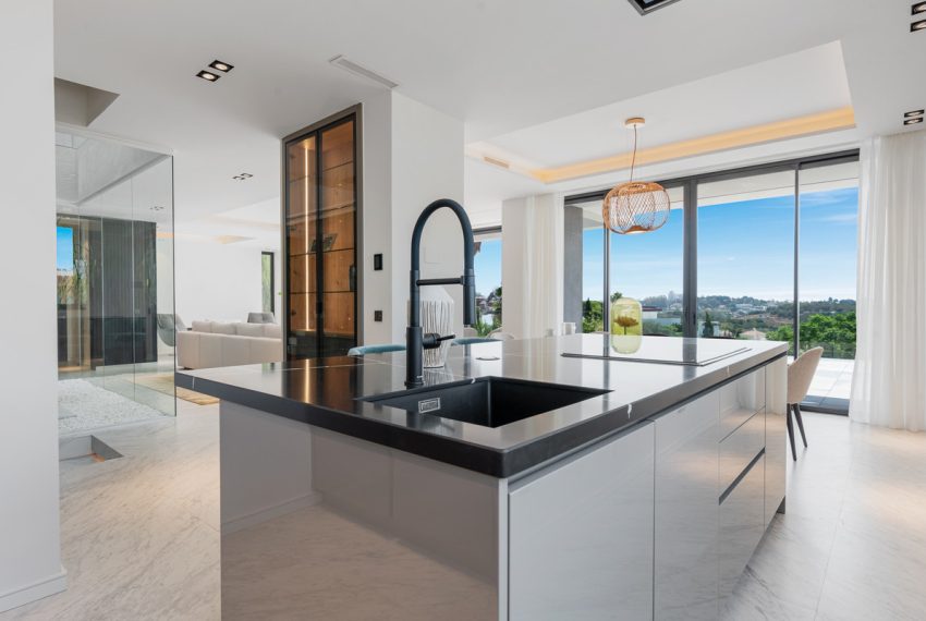 R5067511-Villa-For-Sale-Benahavis-Detached-5-Beds-930-Built-16