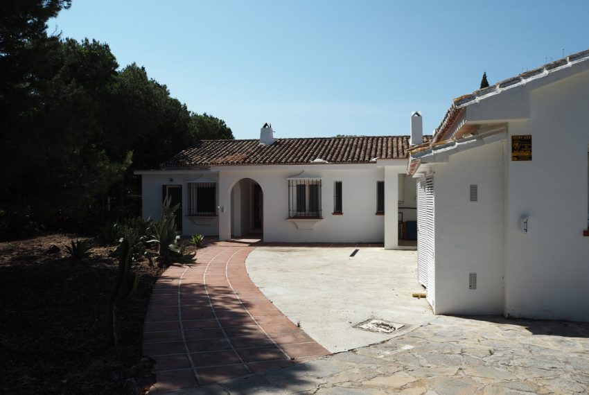 R5068012-Villa-For-Sale-Mijas-Finca-5-Beds-261-Built
