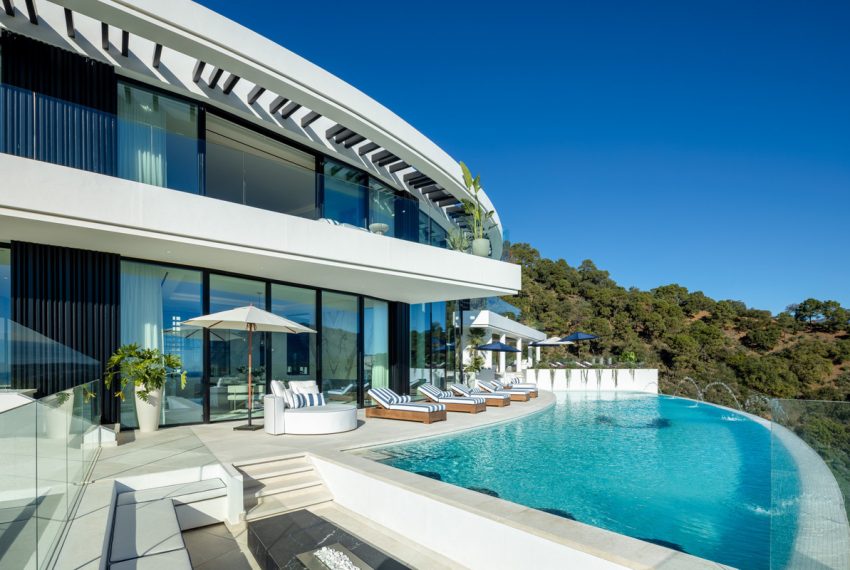 R5068060-Villa-For-Sale-Benahavis-Detached-9-Beds-3300-Built-17