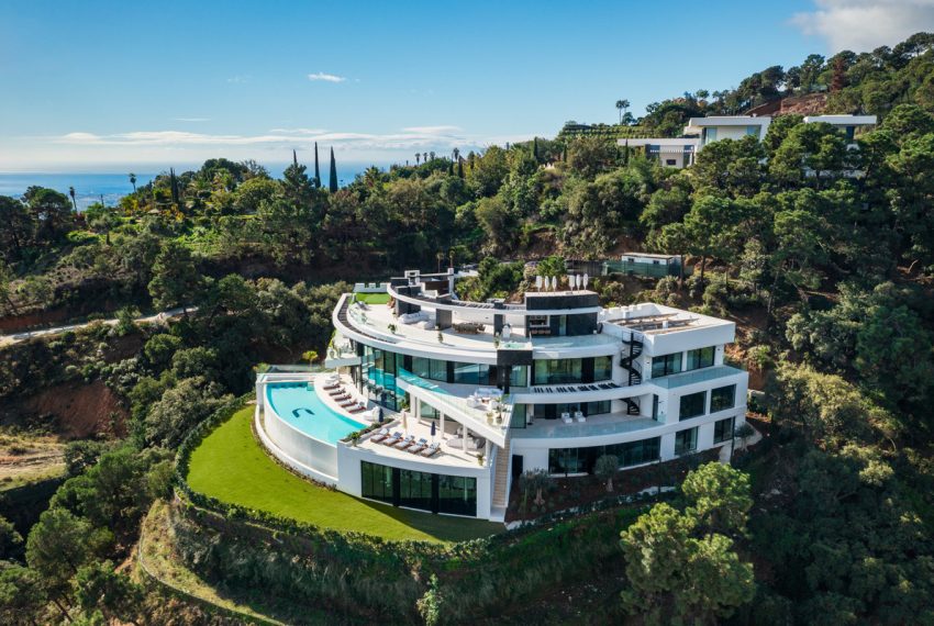 R5068060-Villa-For-Sale-Benahavis-Detached-9-Beds-3300-Built