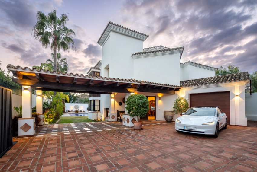R5068108-Villa-For-Sale-Benahavis-Detached-4-Beds-495-Built-1