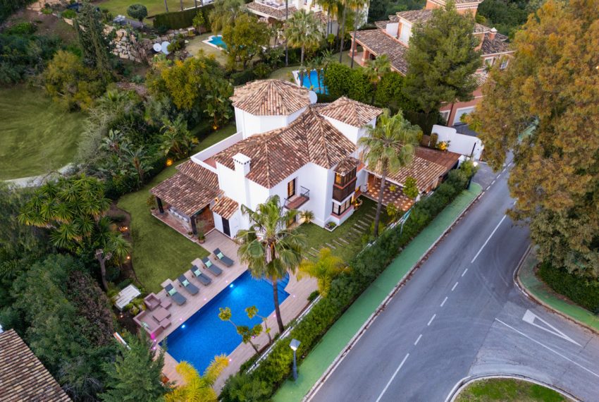R5068108-Villa-For-Sale-Benahavis-Detached-4-Beds-495-Built-3