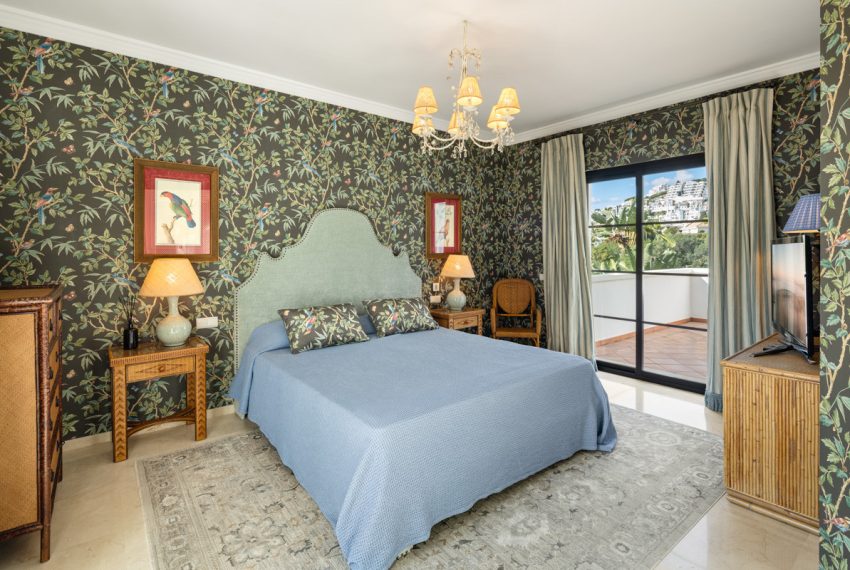 R5068108-Villa-For-Sale-Benahavis-Detached-4-Beds-495-Built-7