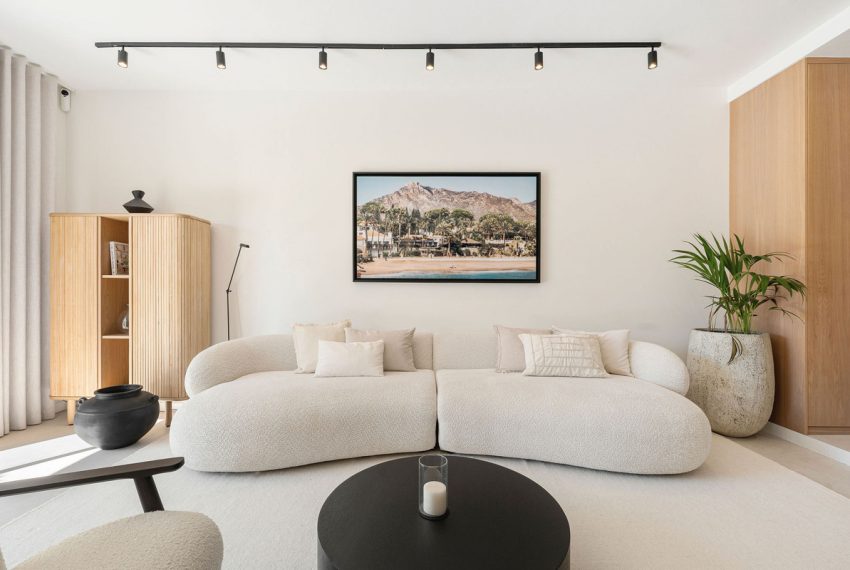 R5068276-Townhouse-For-Sale-Nueva-Andalucia-Terraced-3-Beds-182-Built-10