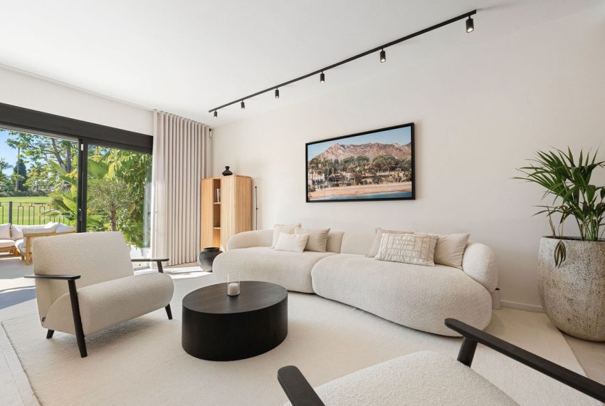 R5068276-Townhouse-For-Sale-Nueva-Andalucia-Terraced-3-Beds-182-Built-9