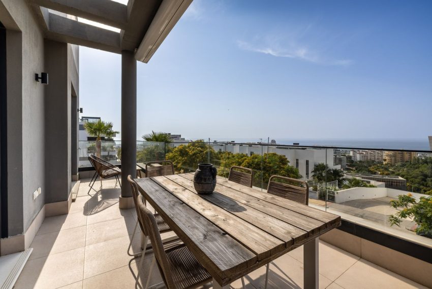 R5068330-Apartment-For-Sale-Estepona-Penthouse-1-Beds-69-Built