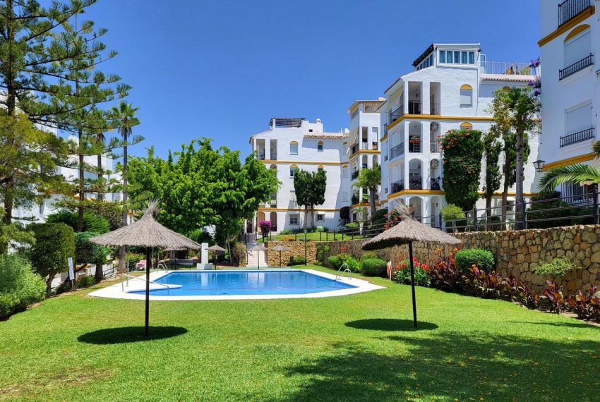 R5068357-Apartment-For-Sale-El-Paraiso-Penthouse-2-Beds-110-Built-1