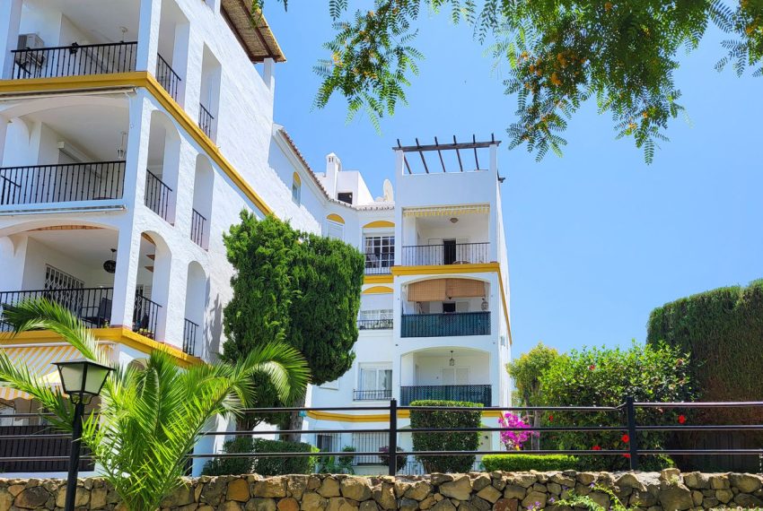 R5068357-Apartment-For-Sale-El-Paraiso-Penthouse-2-Beds-110-Built-2