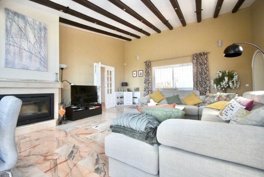R5068378-Villa-For-Sale-Mijas-Detached-6-Beds-415-Built-1