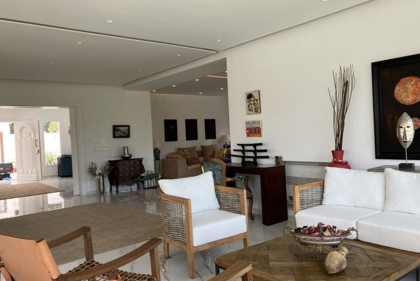R5068387-Villa-For-Sale-Puerto-Banus-Detached-6-Beds-400-Built-4