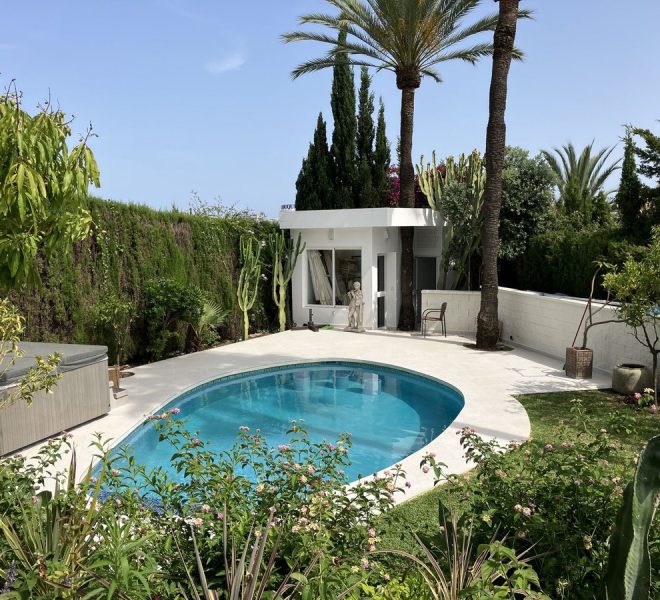 R5068387-Image 1-Detached - 6 Beds - 400 Built