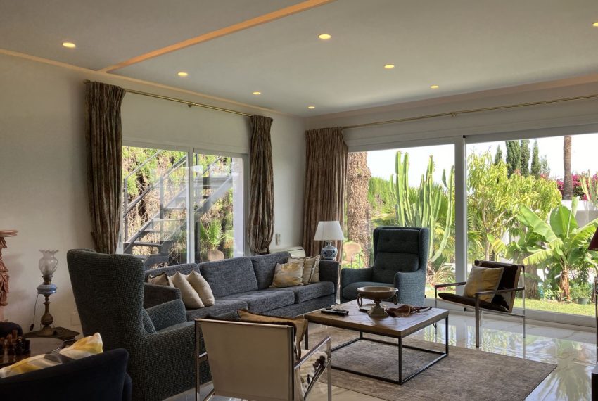 R5068387-Villa-For-Sale-Puerto-Banus-Detached-6-Beds-400-Built-7