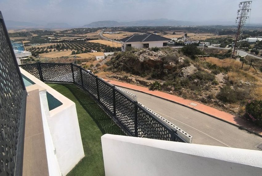 R5069542-Villa-For-Sale-Coin-Detached-3-Beds-121-Built-16