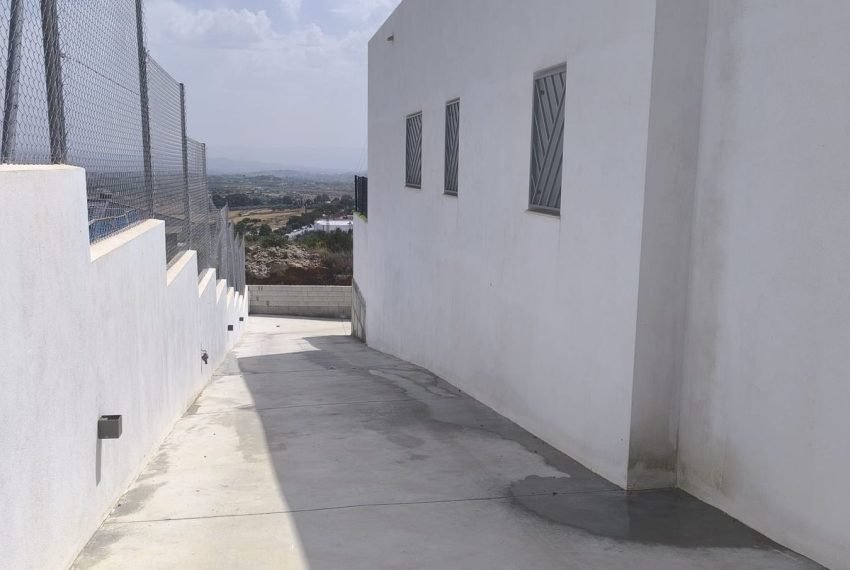 R5069542-Villa-For-Sale-Coin-Detached-3-Beds-121-Built-17