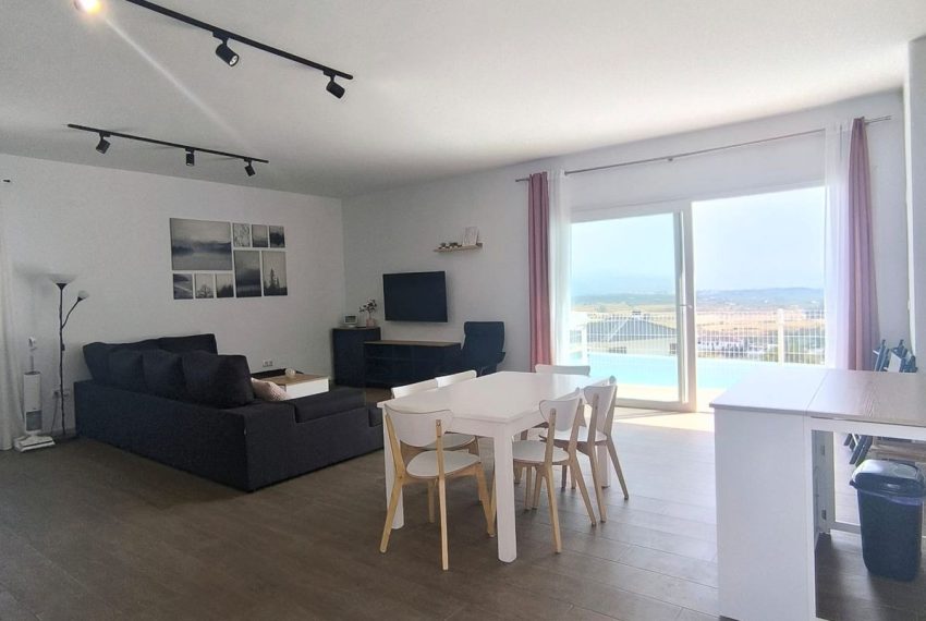 R5069542-Villa-For-Sale-Coin-Detached-3-Beds-121-Built-6