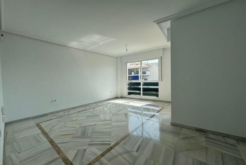 R5069635-Apartment-For-Sale-Nueva-Andalucia-Penthouse-2-Beds-94-Built-9
