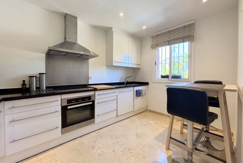 R5069740-Townhouse-For-Sale-Estepona-Terraced-3-Beds-162-Built-11