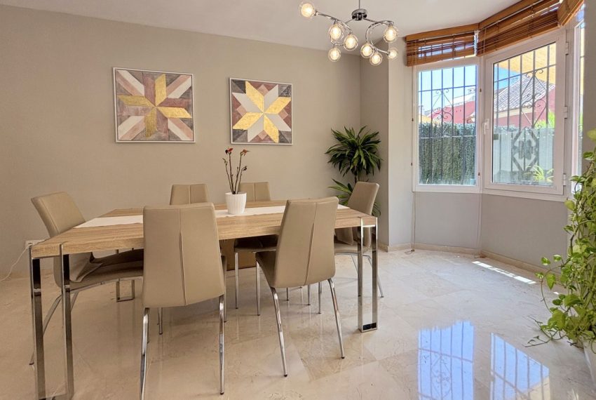 R5069740-Townhouse-For-Sale-Estepona-Terraced-3-Beds-162-Built-7