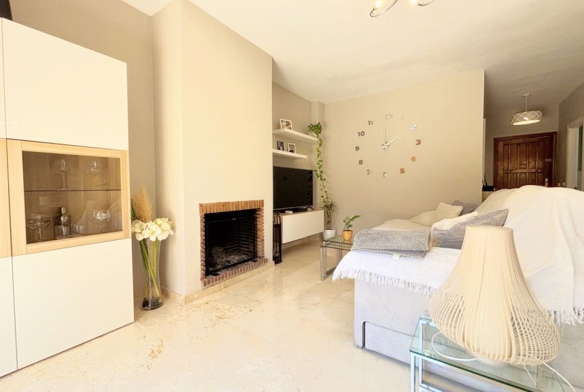 R5069740-Townhouse-For-Sale-Estepona-Terraced-3-Beds-162-Built-8