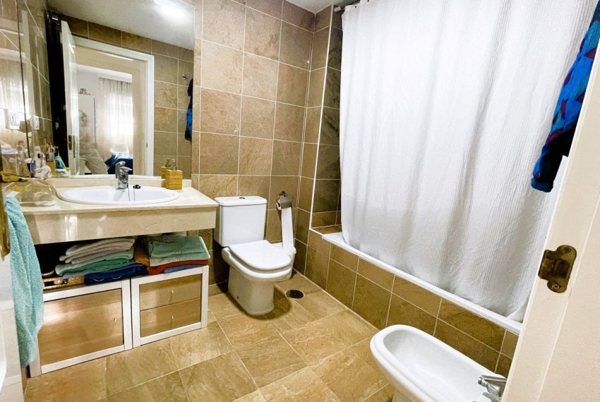R5069815-Apartment-For-Sale-Elviria-Middle-Floor-2-Beds-80-Built-1
