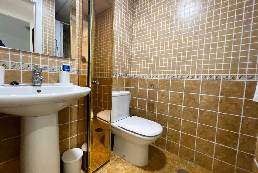 R5069815-Apartment-For-Sale-Elviria-Middle-Floor-2-Beds-80-Built-3