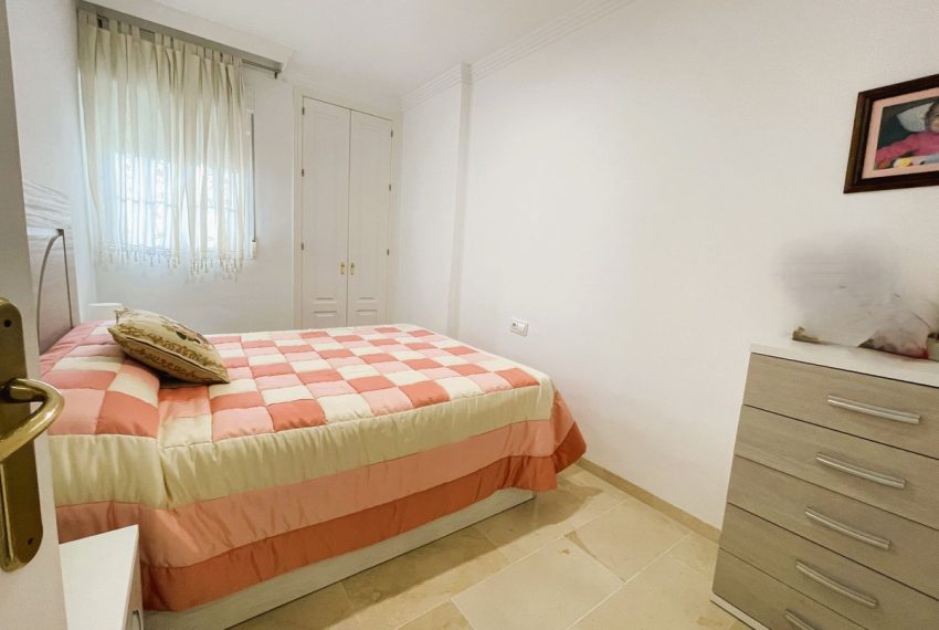 R5069815-Apartment-For-Sale-Elviria-Middle-Floor-2-Beds-80-Built-4