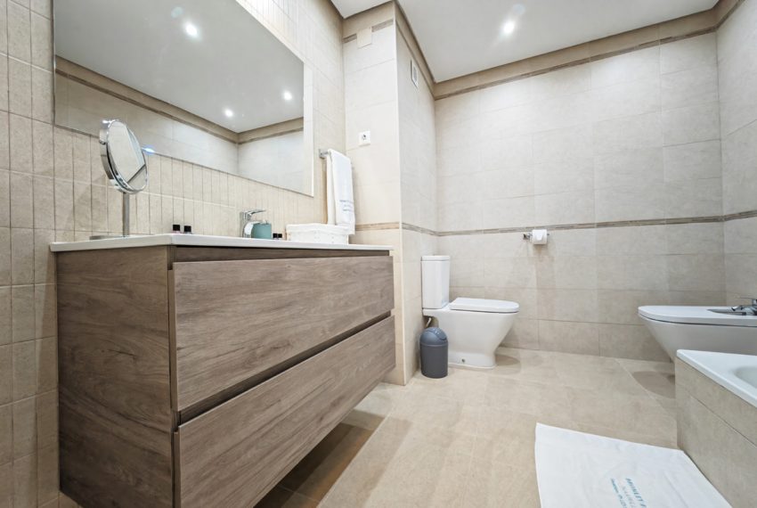 R5069848-Apartment-For-Sale-Puerto-de-Cabopino-Middle-Floor-2-Beds-160-Built-14