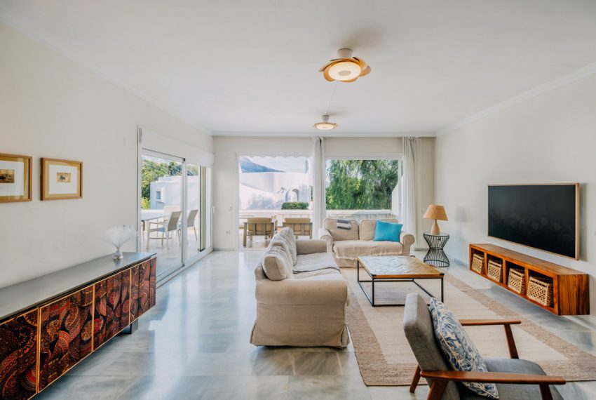 R5069854-Townhouse-For-Sale-Nueva-Andalucia-Semi-Detached-4-Beds-204-Built-17