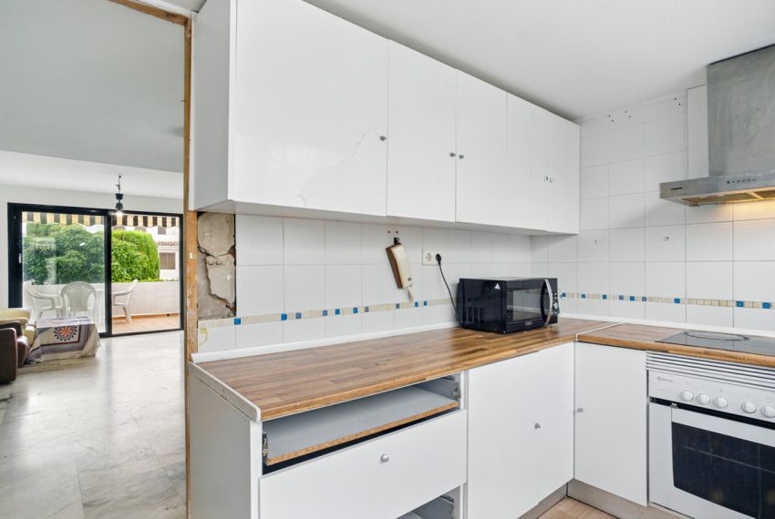 R5069944-Townhouse-For-Sale-Estepona-Terraced-3-Beds-245-Built-8