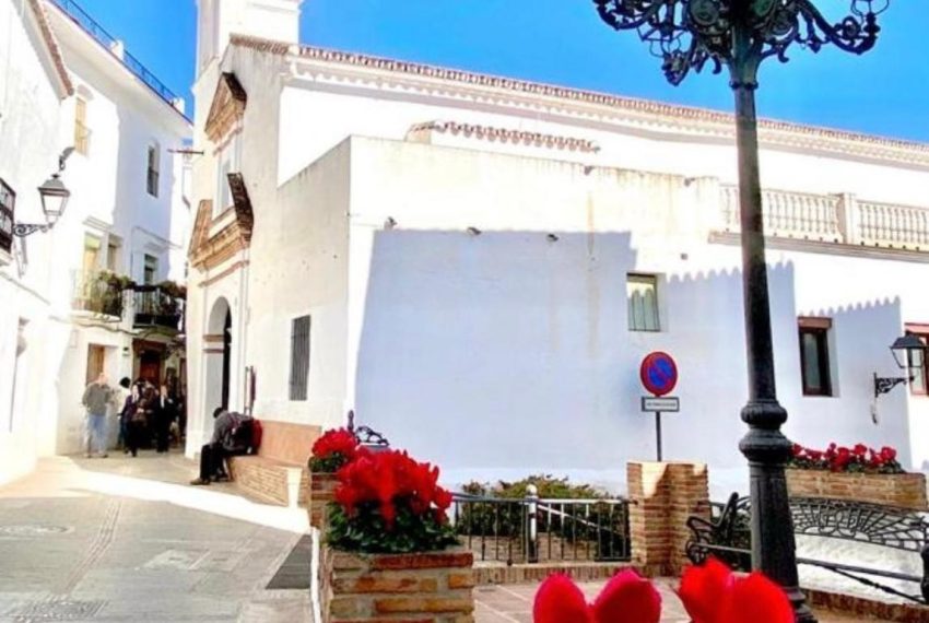 R5070118-Townhouse-For-Sale-Istan-Terraced-4-Beds-120-Built-19