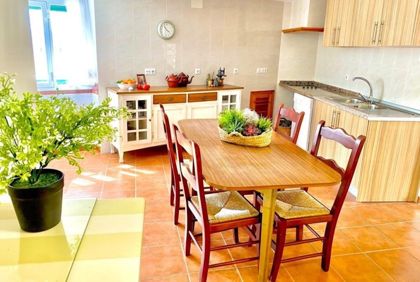 R5070118-Townhouse-For-Sale-Istan-Terraced-4-Beds-120-Built-8