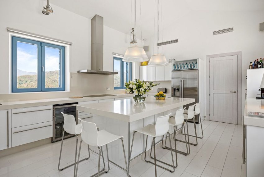 R5070361-Villa-For-Sale-Benahavis-Detached-4-Beds-755-Built-16