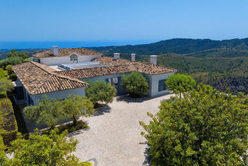 R5070361-Villa-For-Sale-Benahavis-Detached-4-Beds-755-Built-3