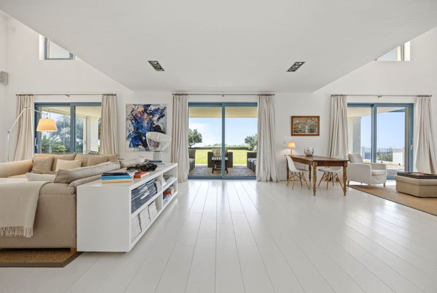 R5070361-Villa-For-Sale-Benahavis-Detached-4-Beds-755-Built-8