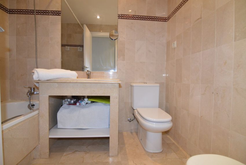 R5070529-Apartment-For-Sale-Estepona-Penthouse-3-Beds-127-Built-11