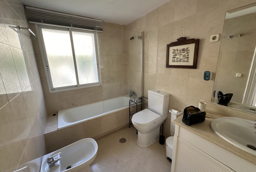 R5070574-Apartment-For-Sale-Benahavis-Penthouse-2-Beds-107-Built-8