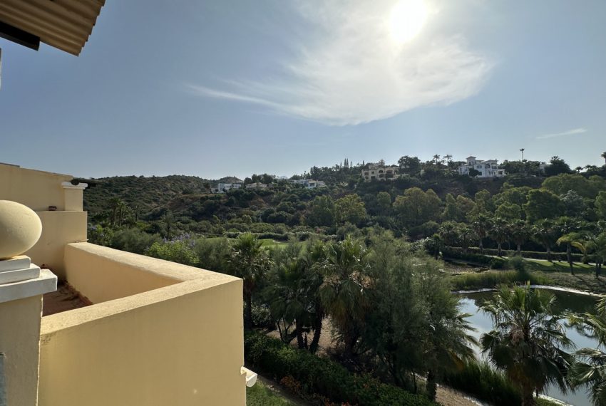 R5070574-Apartment-For-Sale-Benahavis-Penthouse-2-Beds-107-Built