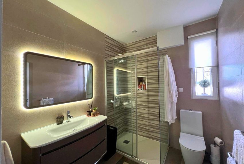 R5070850-Villa-For-Sale-Estepona-Detached-3-Beds-209-Built-15