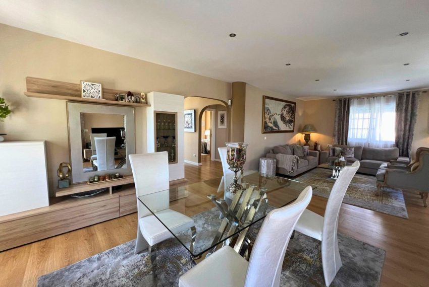 R5070850-Villa-For-Sale-Estepona-Detached-3-Beds-209-Built-17