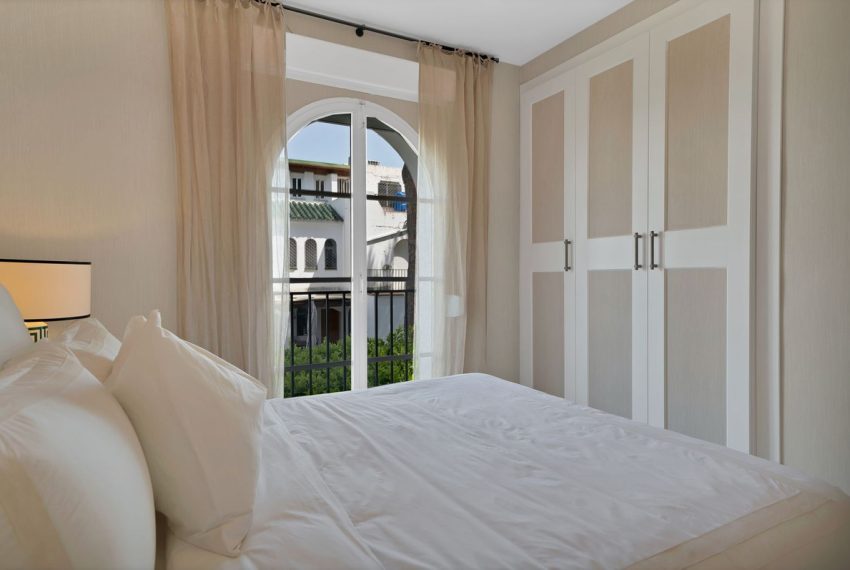 R5071066-Townhouse-For-Sale-Nueva-Andalucia-Terraced-4-Beds-132-Built-11