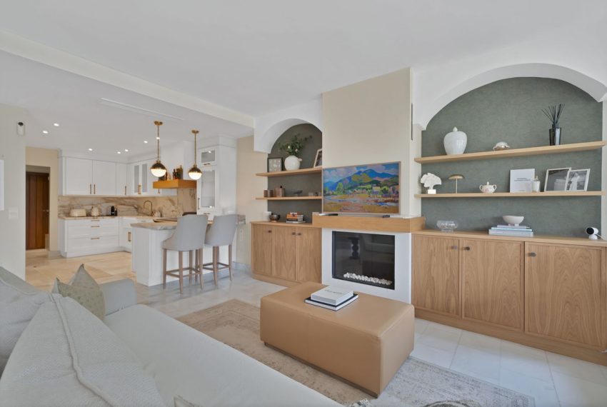 R5071066-Townhouse-For-Sale-Nueva-Andalucia-Terraced-4-Beds-132-Built-2