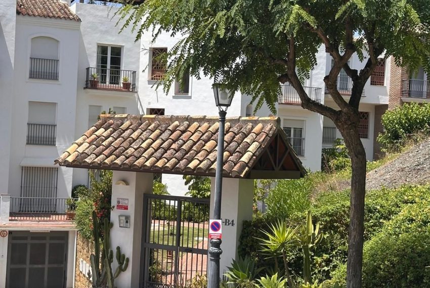 R5072401-Apartment-For-Sale-Los-Arqueros-Penthouse-2-Beds-98-Built-15