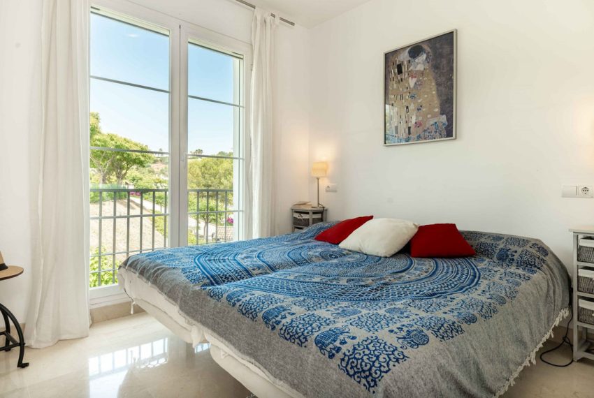 R5072401-Apartment-For-Sale-Los-Arqueros-Penthouse-2-Beds-98-Built-8